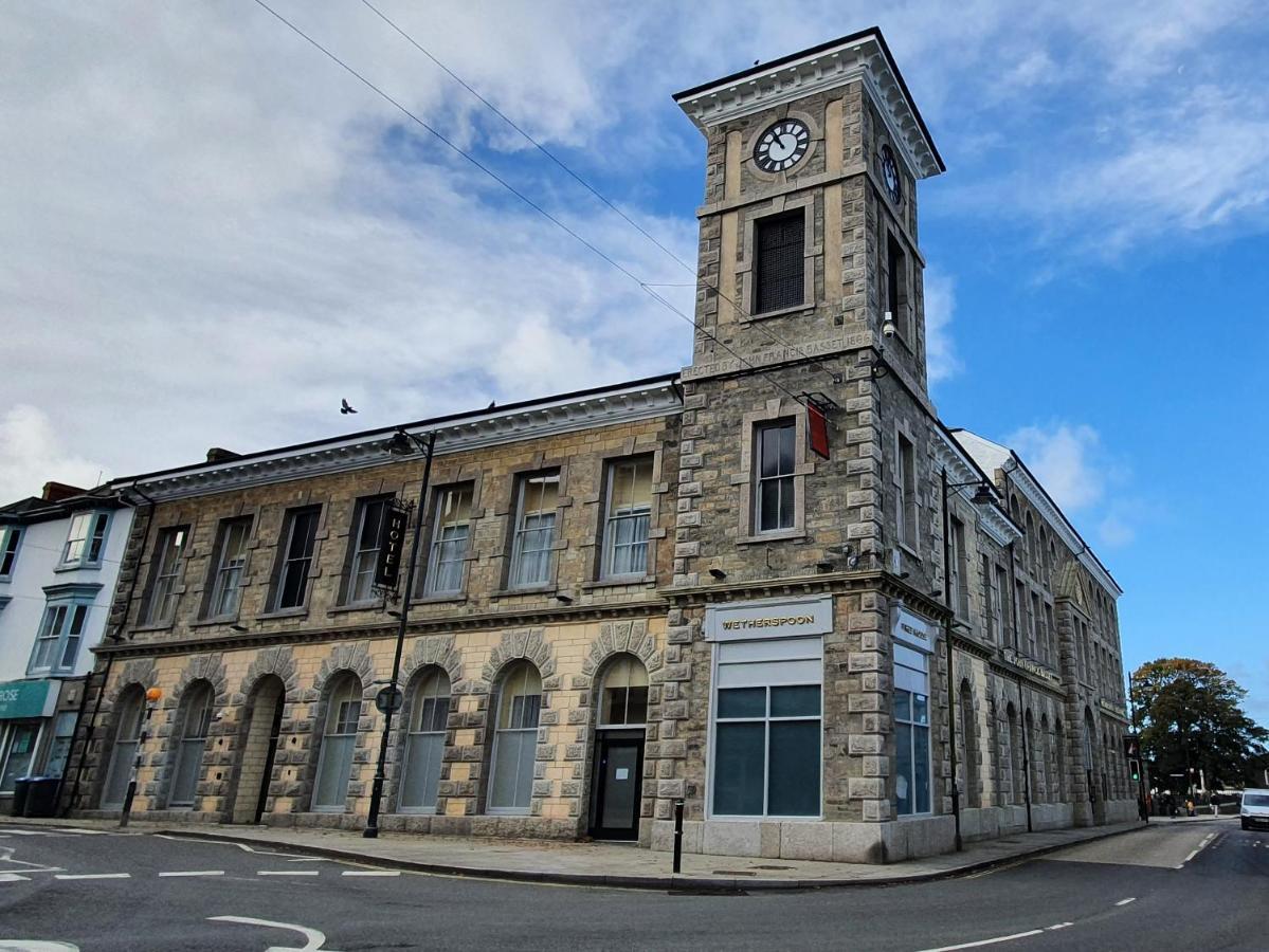 The John Francis Basset Wetherspoon Camborne Exterior photo